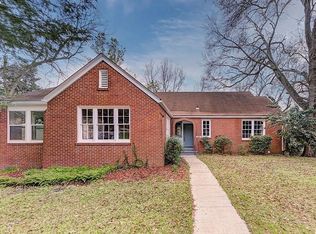 1318 Wisteria Dr, Vicksburg, MS 39180