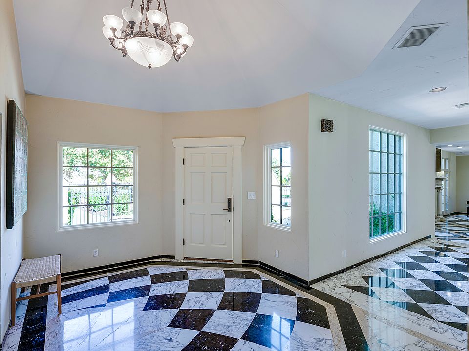 500 E Olmos Dr, Olmos Park, TX 78212 Zillow