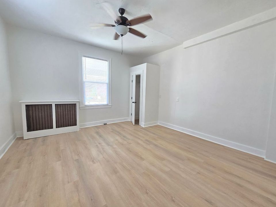 1st image of 29 Broad St #0