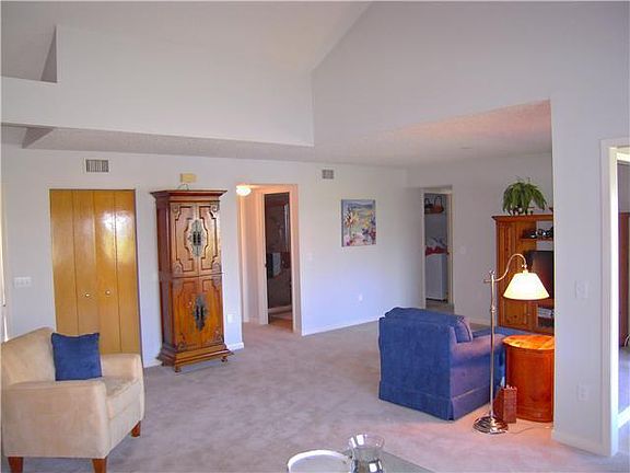 4th image of 6402 River Run Drive #6402