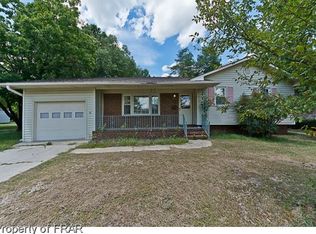 2918 Skycrest Dr, Fayetteville, NC 28304
