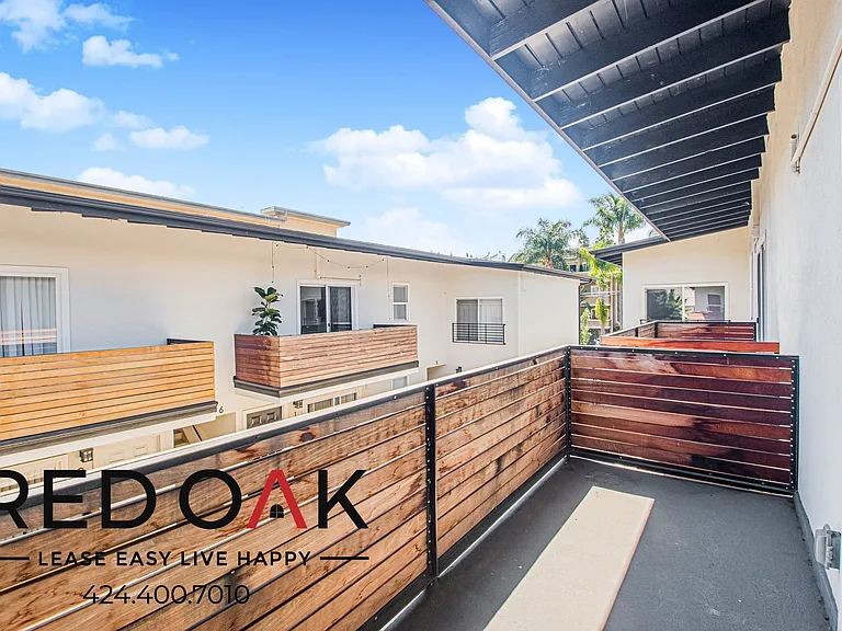 1350 N Fuller Ave #7 — Photo 14