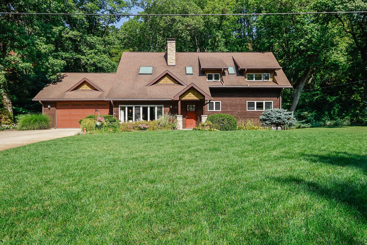 66 Ski Hill Road photo 1