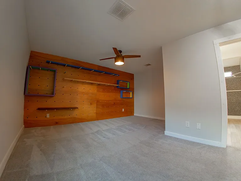 1039 Hillstar St — Photo 13