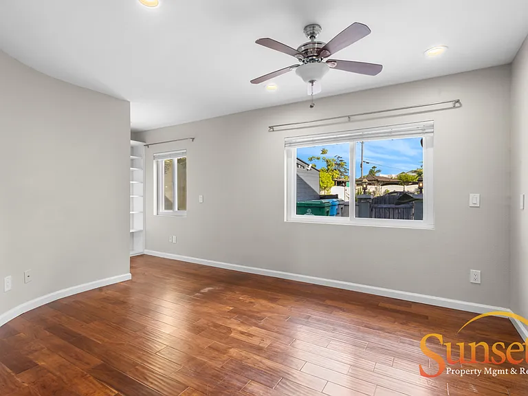 4256 Napier St — Photo 12