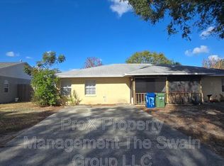 176 Rebecca Dr NE, Winter Haven, FL 33881
