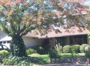 2594 Vine Hill Dr, Napa, CA 94558