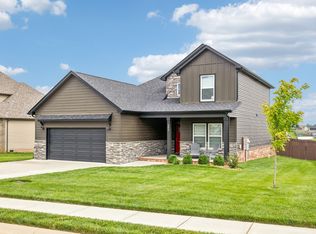 246 Cotoneaster Ln, Clarksville, TN 37043