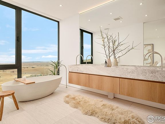 4th image of 9631 Mountain Ridge Pl