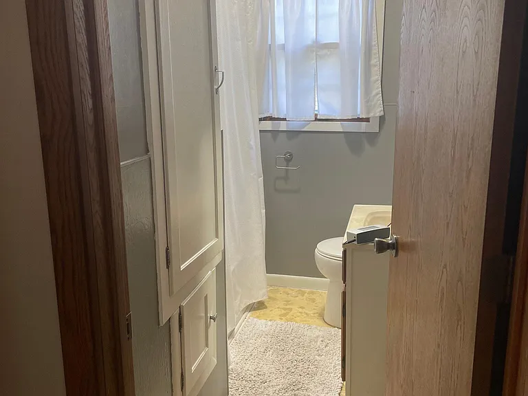 2206 Omaha St — Photo 2