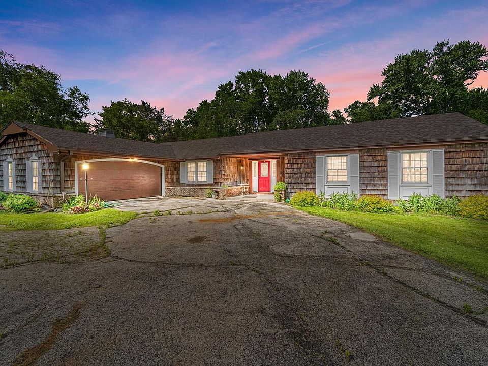 1st image of 11305 North Meadowbrook DRIVE