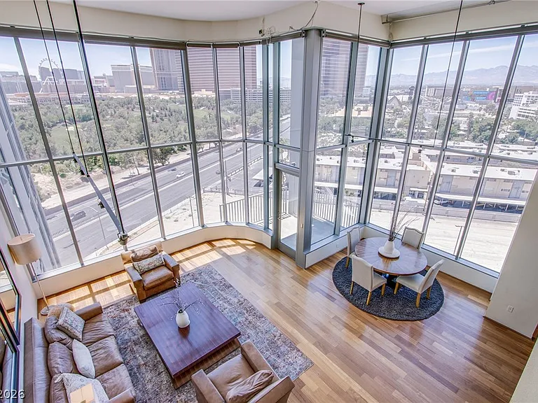 360 E Desert Inn Rd #1008 — Photo 15