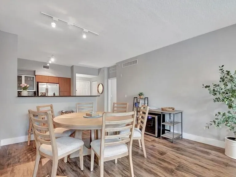 804 E Windward Way #316 — Photo 51