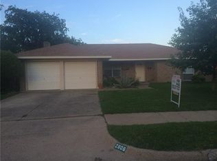 2806 Mill Pond Rd, Garland, TX 75044