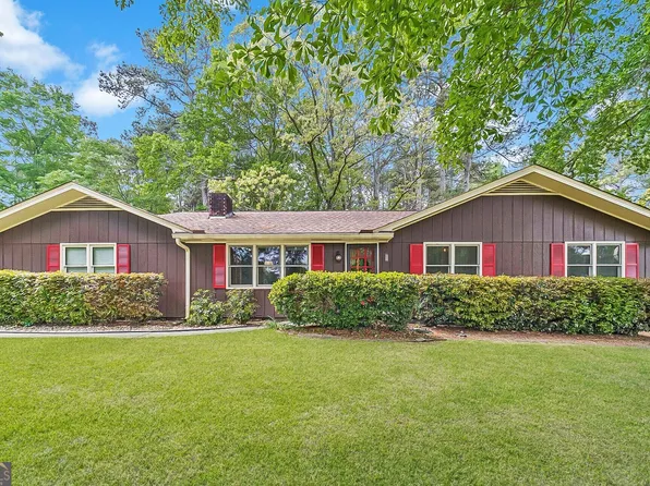 2357 Autumn Dr, Snellville, GA 30078