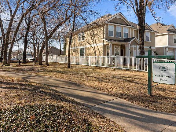 2nd image of 10024 Lexington Dr