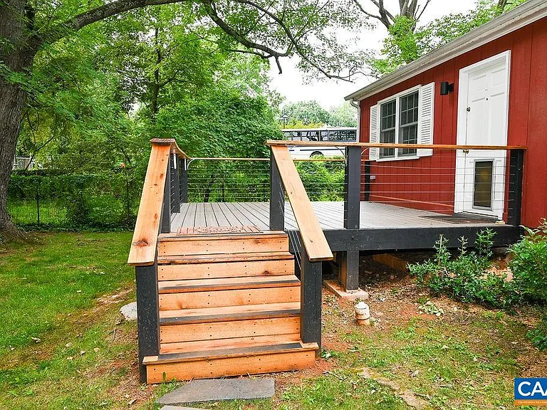 315 Caroline Ave — Photo 54