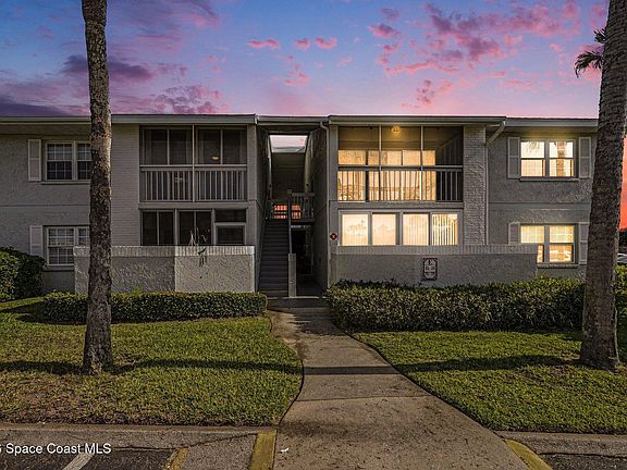 2nd image of 969 Sonesta Ave NE APT 206