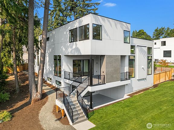 5th image of 4715 86th Avenue SE