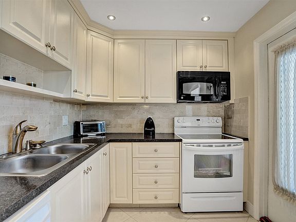 4th image of 4270 NW 40th Street #211