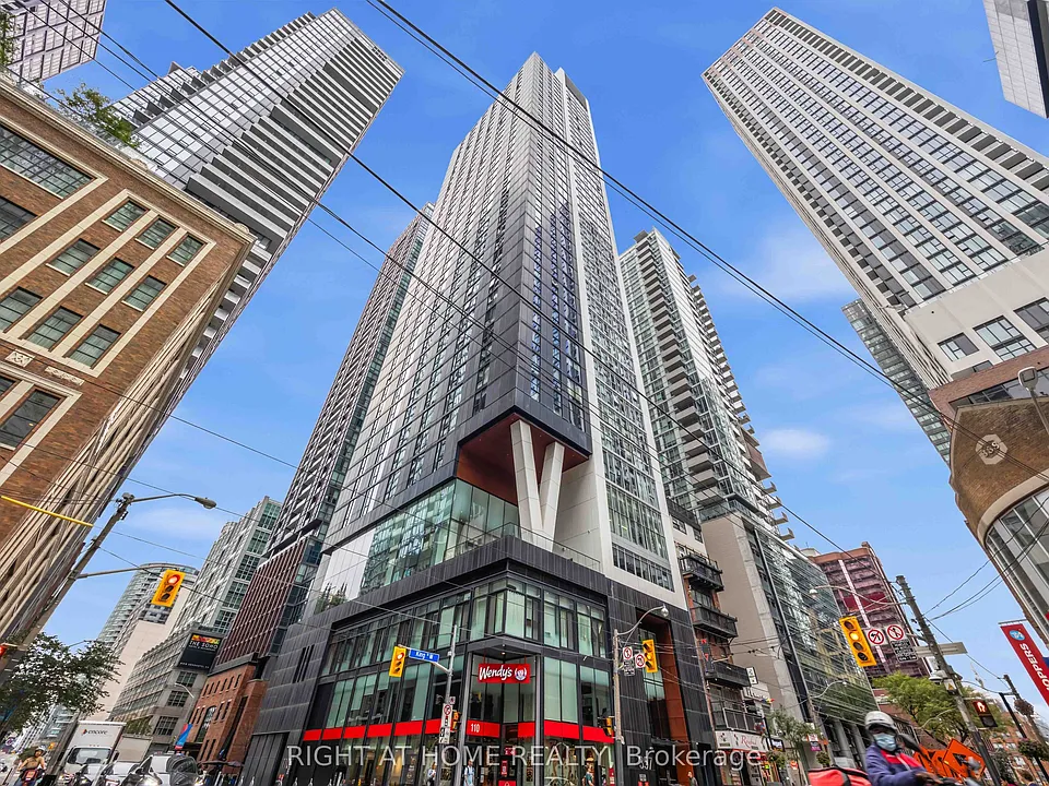 357 King St W #2801