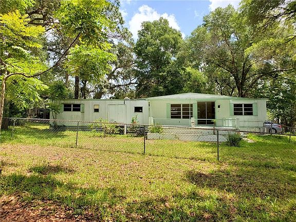2nd image of 4199 Woodland Cir