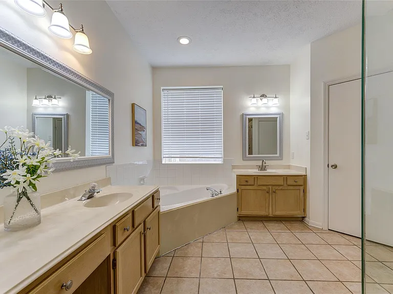 1215 Whisper Trace Ct — Photo 21