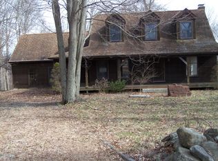 13 Wetherbee Rd, Pomfret Center, CT 06259