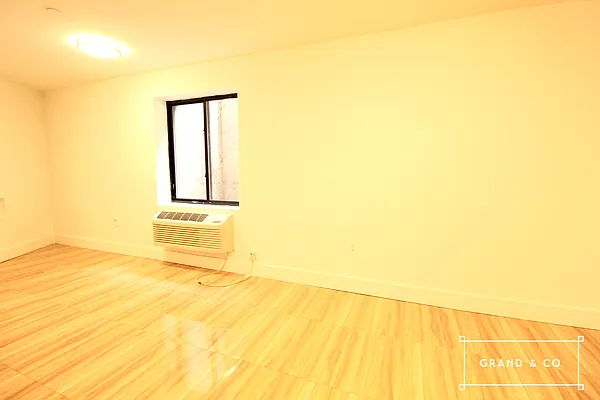 Rented by Grand & Co. | media 20