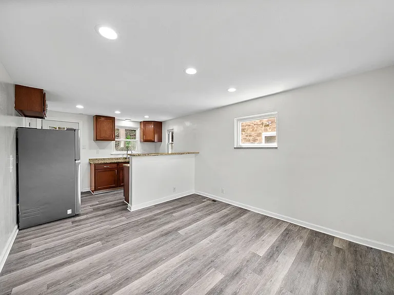 363 Olancha Ave — Photo 4
