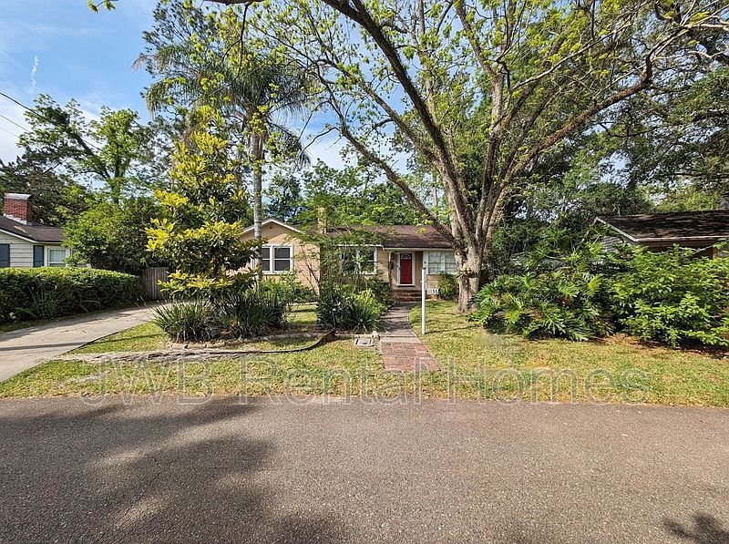 1st image of 1136 McKinlay Ct