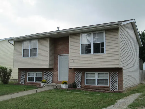 131 E 4th St, Roxana, IL 62084