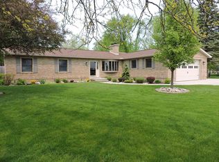 2191 Parish Rd, Kawkawlin, MI 48631