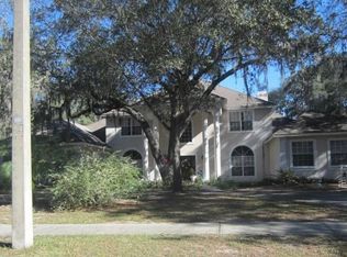 105 Camelot Ridge Dr, Brandon, FL 33511