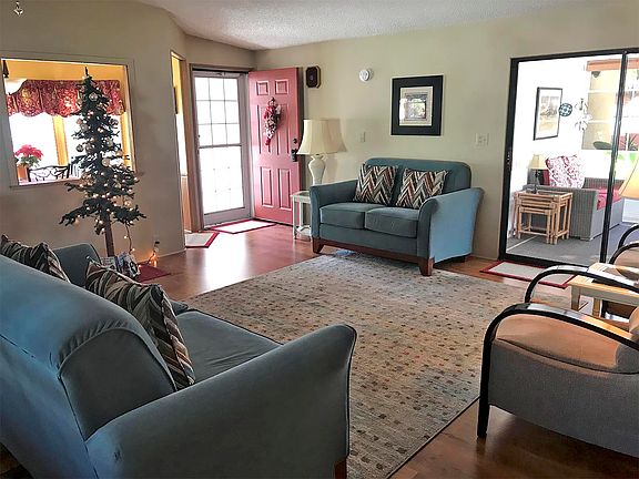 3rd image of 2910 Madera Cir #2910