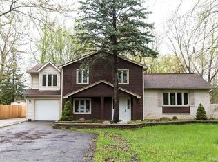 677 Scovell Dr, Lewiston, NY 14092