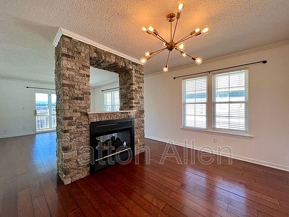 2nd image of 4606 Breakers Ln