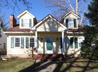 67 Devonshire Rd, Pleasant Ridge, MI 48069