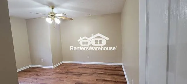 4745 King Saul Dr — Photo 18