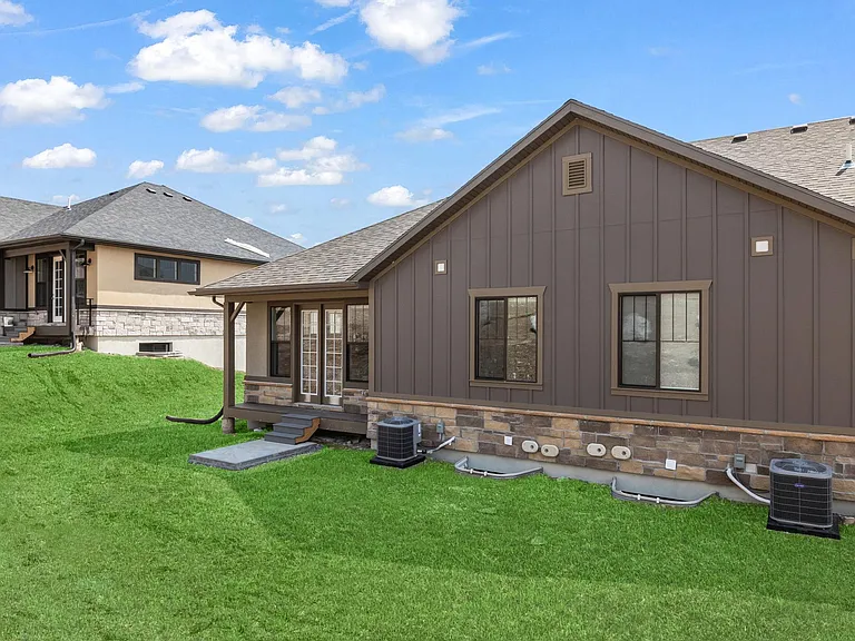 6076 N Westridge Rd — Photo 48