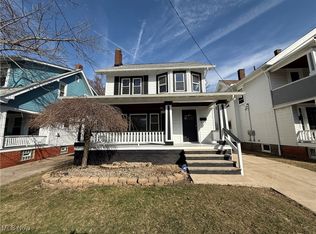 1571 Orchard Grove Ave, Lakewood, OH