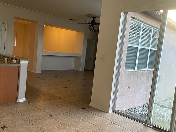 3rd image of 7150 Country Run Pkwy