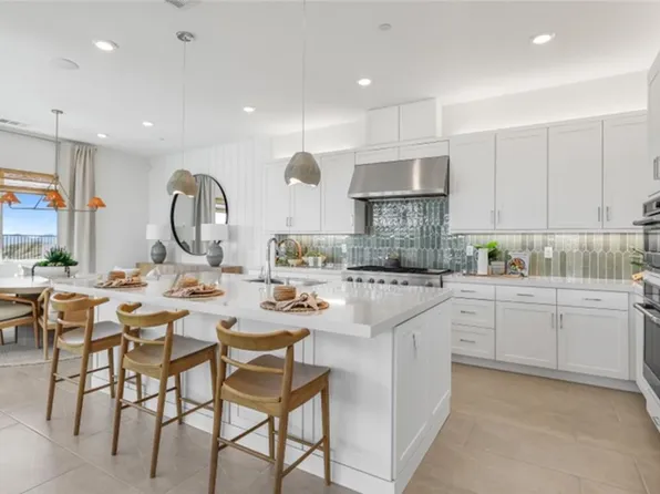 29464 Via Cantina, Santa Clarita, CA 91354