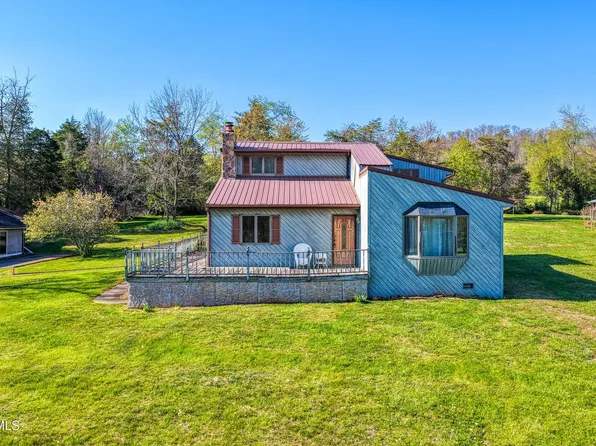 605 Redwood Dr, Mt Carmel, TN 37645