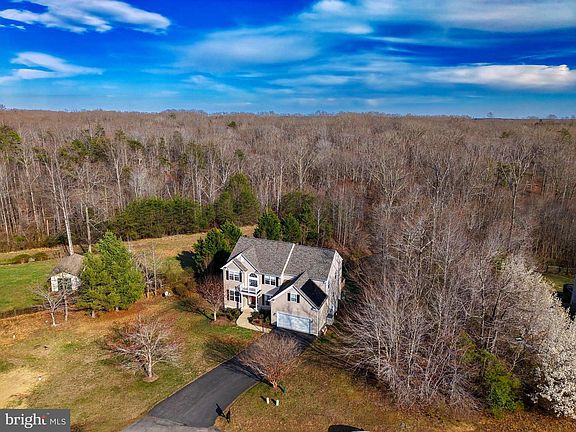 5th image of 15 Piney Hill Ln
