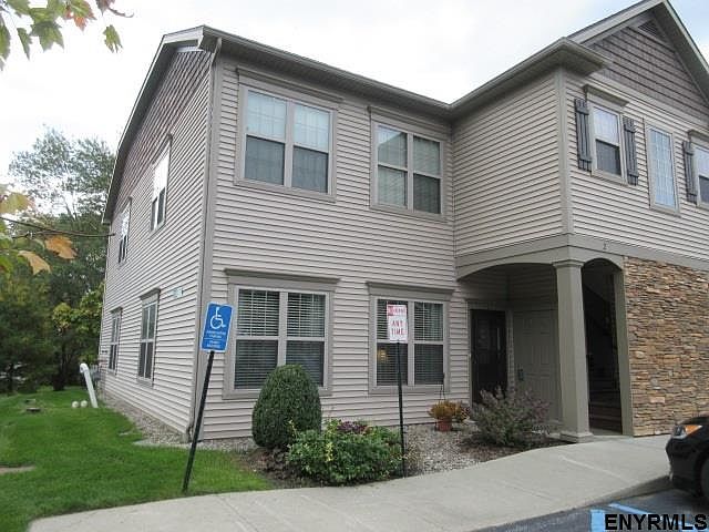 1st image of 73 Saratoga Rd APT 1