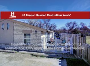 642 NW 11th St, Grand Prairie, TX 75050