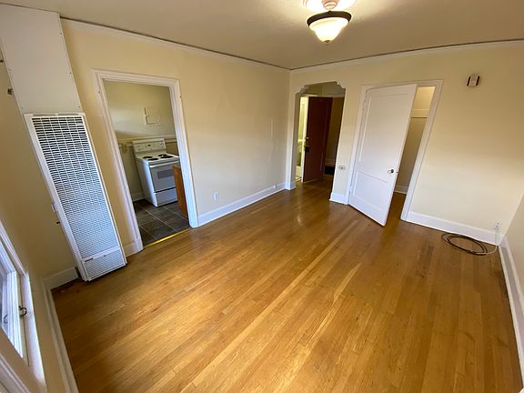 2nd image of 1420 Boren Ave APT 205