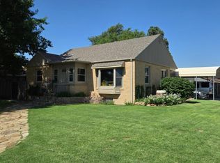 620 N Clay Ave, Liberal, KS 67901