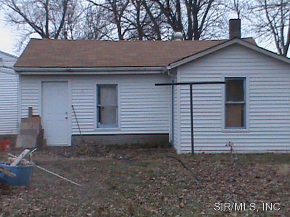 1st image of 3060 Circle Dr